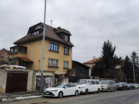 Prodej podílu rodinného domu, Praha, Hornoměcholupská, 240 m2