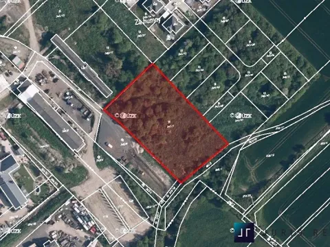 Prodej komerčního pozemku, Kly, 4968 m2