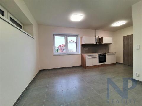 Pronájem bytu 2+kk, Sulice - Nechánice, U Obory, 39 m2