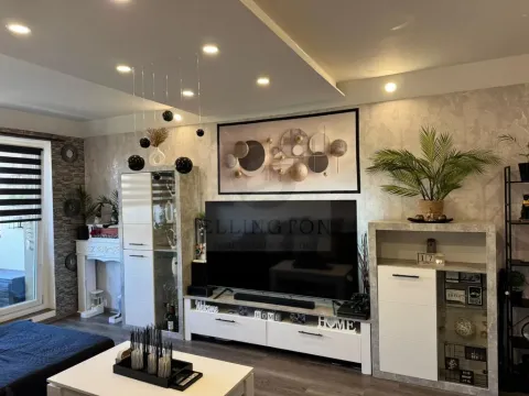 Pronájem bytu 2+1, Karlovy Vary, Charkovská, 51 m2