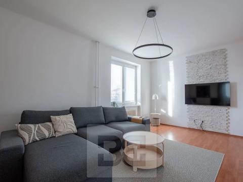 Pronájem bytu 2+kk, Praha - Záběhlice, Jabloňová, 52 m2