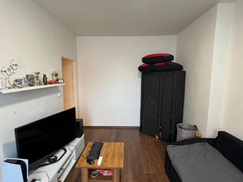 Pronájem bytu 1+kk, Jirkov, Ervěnická, 21 m2