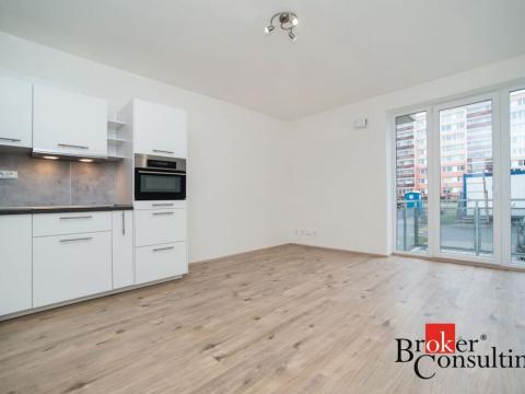 Pronájem bytu 2+kk, Kladno, Jaroslava Holečka, 56 m2