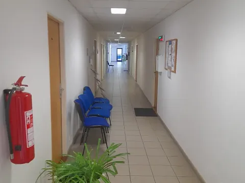 Pronájem kanceláře, Třebíč, Komenského nám., 25 m2
