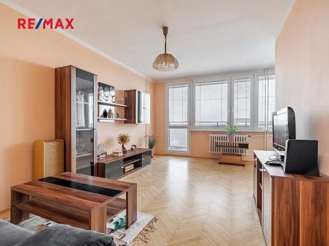 Prodej bytu 3+1, Praha - Horní Počernice, Komárovská, 67 m2