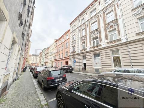 Pronájem bytu 1+1, Děčín - Děčín IV-Podmokly, Palackého, 48 m2