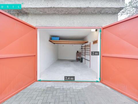 Prodej garáže, Slavonín, 19 m2