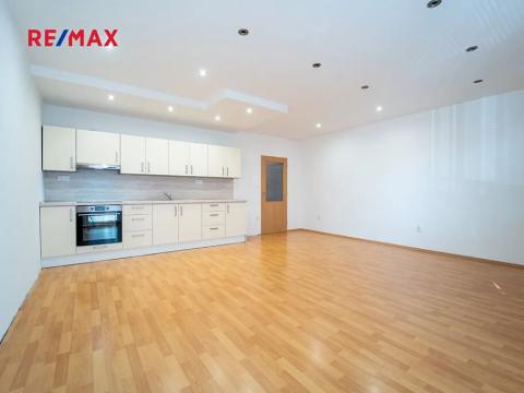 Pronájem bytu 1+kk, Kutná Hora, Tyršova, 43 m2