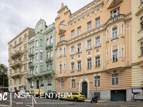 Prodej bytu 6+kk a větší, Praha - Vinohrady, Vozová, 260 m2