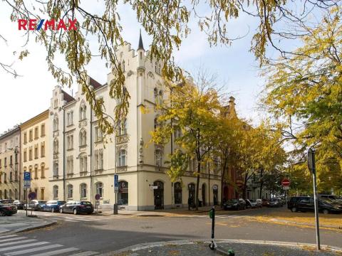 Pronájem bytu 3+kk, Praha - Karlín, Křižíkova, 75 m2