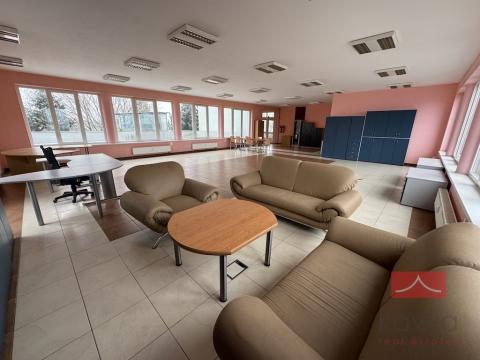 Pronájem kanceláře, Světlá nad Sázavou, V Polích, 160 m2
