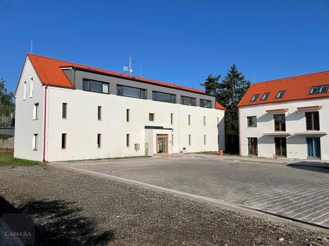 Prodej bytu 2+kk, Praha - Dubeč, 58 m2