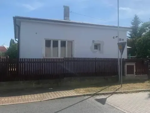 Pronájem bytu 3+1, Praha - Horní Počernice, Mezilesí, 100 m2