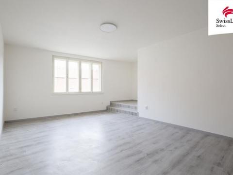 Prodej bytu 2+1, Jimramov, náměstí Jana Karafiáta, 74 m2