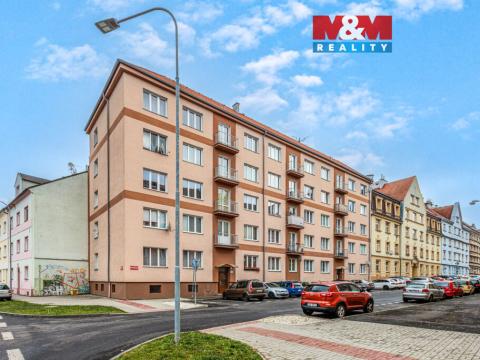 Prodej bytu 3+1, Cheb, Na Hradčanech, 64 m2