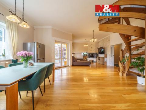 Prodej rodinného domu, Karlovy Vary - Hůrky, Motýlí, 244 m2