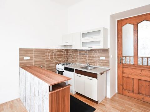 Pronájem bytu 2+kk, Praha - Nusle, Oldřichova, 44 m2