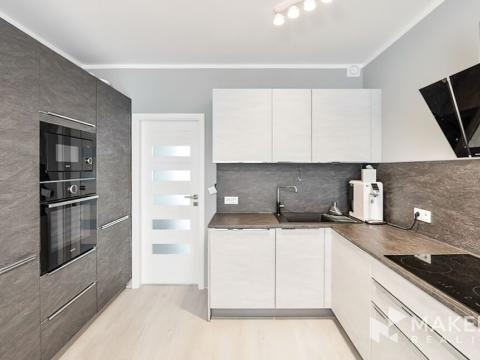 Pronájem bytu 3+kk, Praha - Vršovice, Jakutská, 63 m2