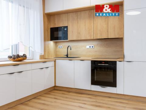 Prodej bytu 2+kk, Havířov, Hálkova, 46 m2