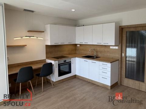 Pronájem bytu 1+kk, Plzeň, Sokolovská, 34 m2