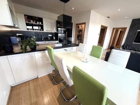 Prodej bytu 3+kk, Pohořelice, Znojemská, 115 m2