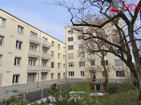 Prodej bytu 1+kk, Praha - Břevnov, Nad Kajetánkou, 25 m2