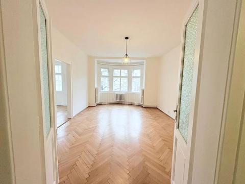 Pronájem bytu 3+1, Praha - Strašnice, Nad vodovodem, 105 m2