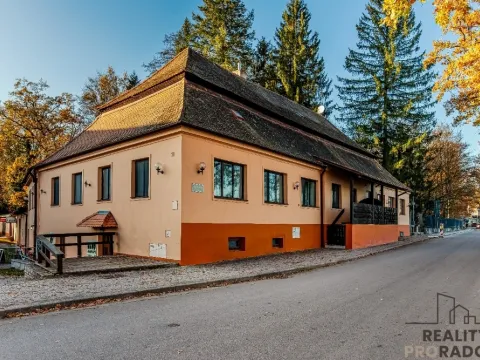 Prodej ubytování, Chlum u Třeboně, Hejtmanská hráz, 1200 m2