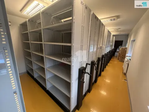 Pronájem skladu, Karlovy Vary - Dvory, Chebská, 47 m2