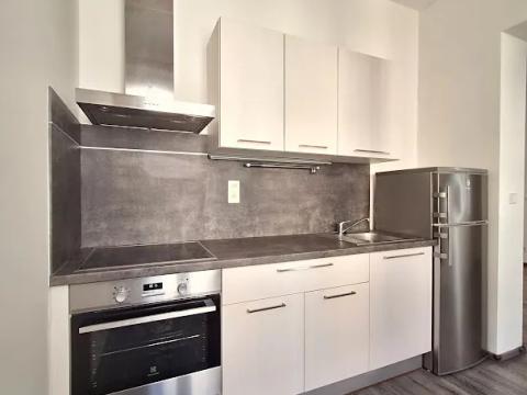 Pronájem bytu 2+kk, Praha - Holešovice, Na Maninách, 46 m2