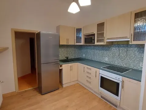 Pronájem bytu 1+1, Tišnov, Tyršova, 34 m2