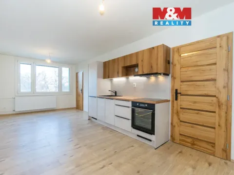 Prodej bytu 2+kk, Pardubice, K Polabinám, 43 m2