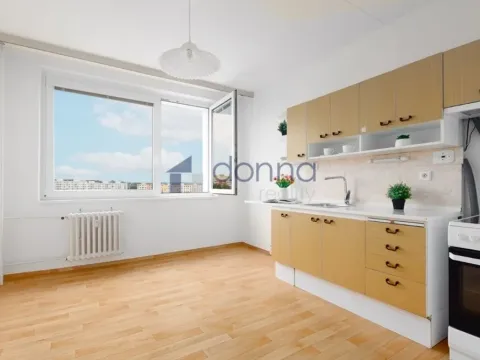 Pronájem bytu 3+1, Praha, Vybíralova, 77 m2