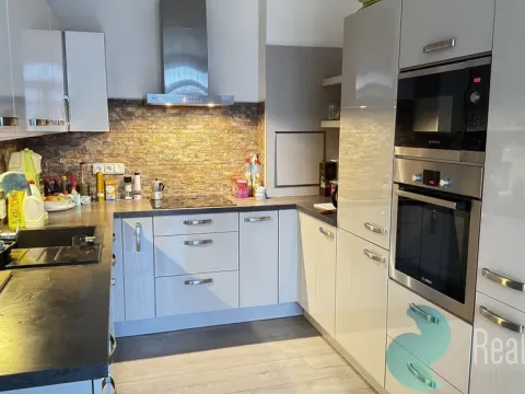 Pronájem bytu 2+kk, Včelná, 79 m2