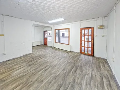 Pronájem obchodního prostoru, Pardubice - Zelené Předměstí, Jana Palacha, 31 m2