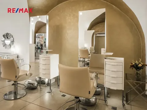 Pronájem obchodního prostoru, Praha - Staré Město, Konviktská, 75 m2