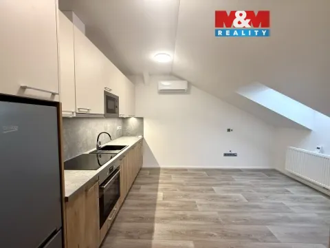 Pronájem bytu 2+kk, Králova Lhota, 40 m2