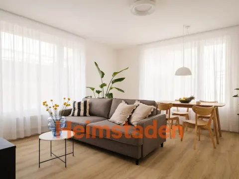 Pronájem bytu 2+kk, Praha - Holešovice, U Pergamenky, 54 m2