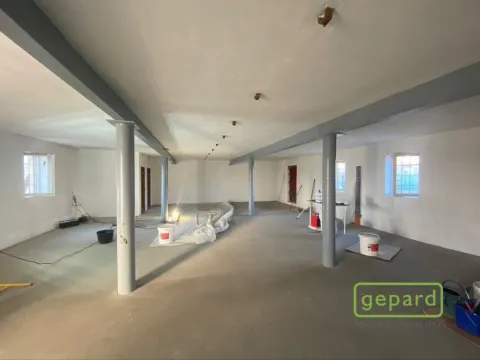 Pronájem obchodního prostoru, Líšnice, 124 m2
