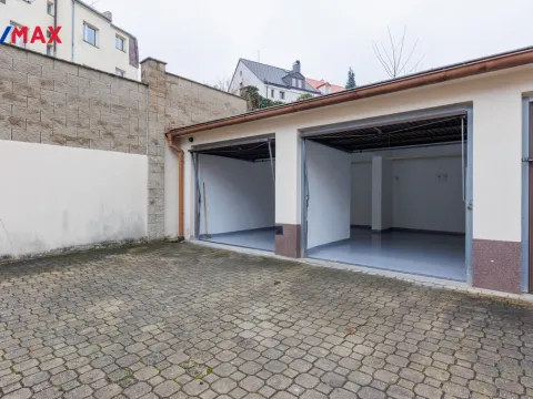 Prodej garáže, Karlovy Vary, 33 m2