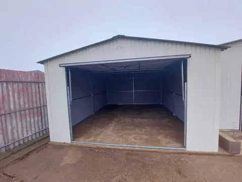 Pronájem garáže, Deblín, 20 m2