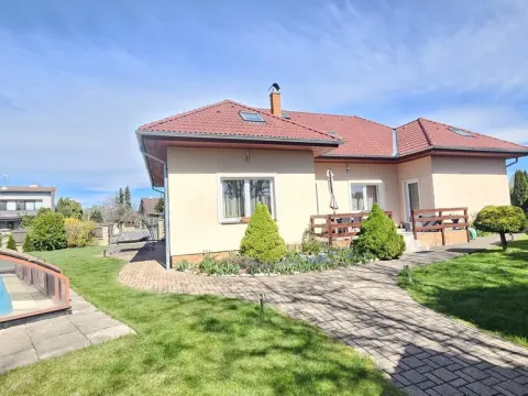 Prodej rodinného domu, Modletice, 261 m2