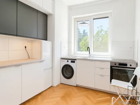 Pronájem bytu 1+1, Hodonín, nám. 17. listopadu, 39 m2