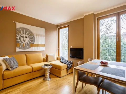 Prodej bytu 2+kk, Karlovy Vary, Libušina, 51 m2