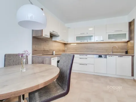 Pronájem bytu 2+1, Praha - Černý Most, Cíglerova, 60 m2