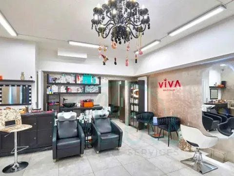 Prodej obchodního prostoru, Praha, Neklanova, 74 m2