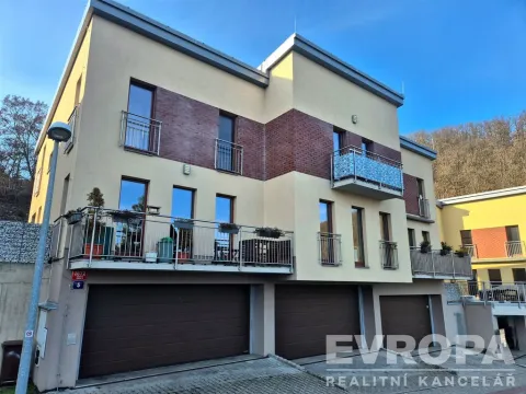 Prodej bytu 4+kk, Praha - Radotín, Na Krupičárně, 96 m2