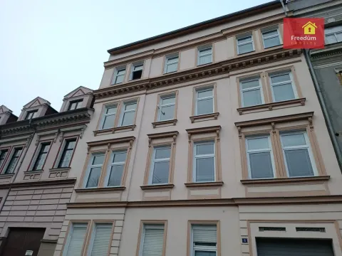 Pronájem bytu 2+1, Teplice, Myslbekova, 89 m2