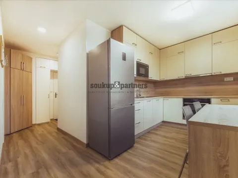 Prodej bytu 2+1, Praha - Smíchov, U Mrázovky, 52 m2