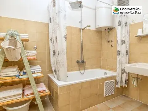 Prodej rodinného domu, Novi Vinodolski, Chorvatsko, 160 m2